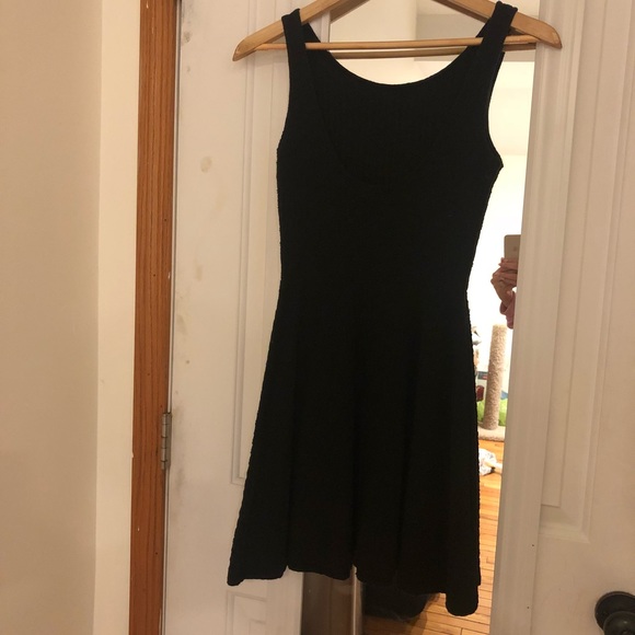 H&M Black Swing Dress - Picture 2 of 5